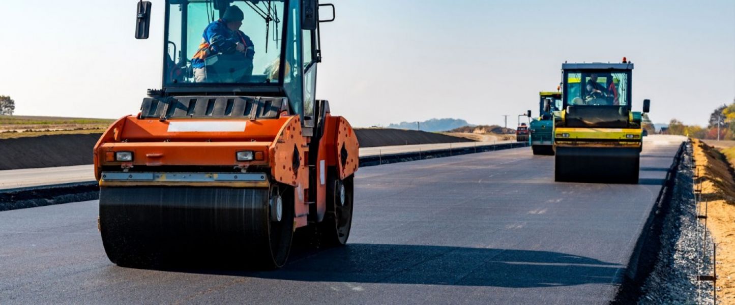 Get your commercial roads installed - Standard Paving Inc