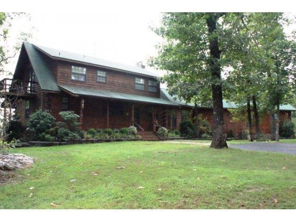 Showcase Property A Real Mountain Top Experience in this Spectacular full log home