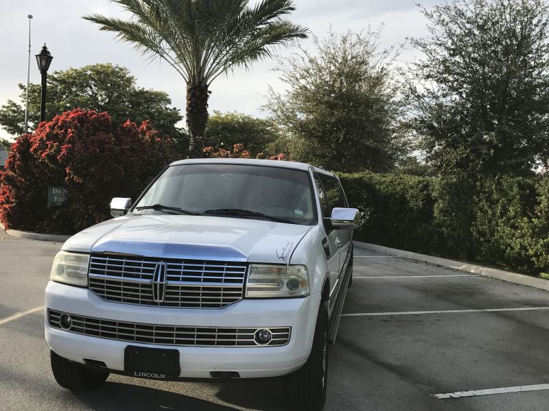 Limo service in Florida -Special