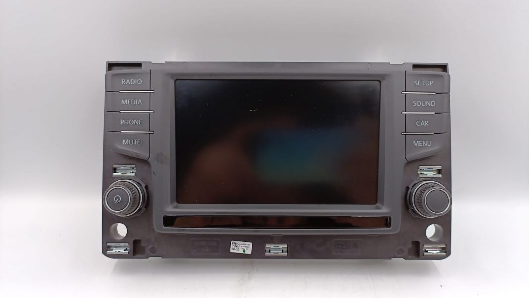 Volkswagen Passat B8 2015 Infotainment Touch Screen Display Monitor