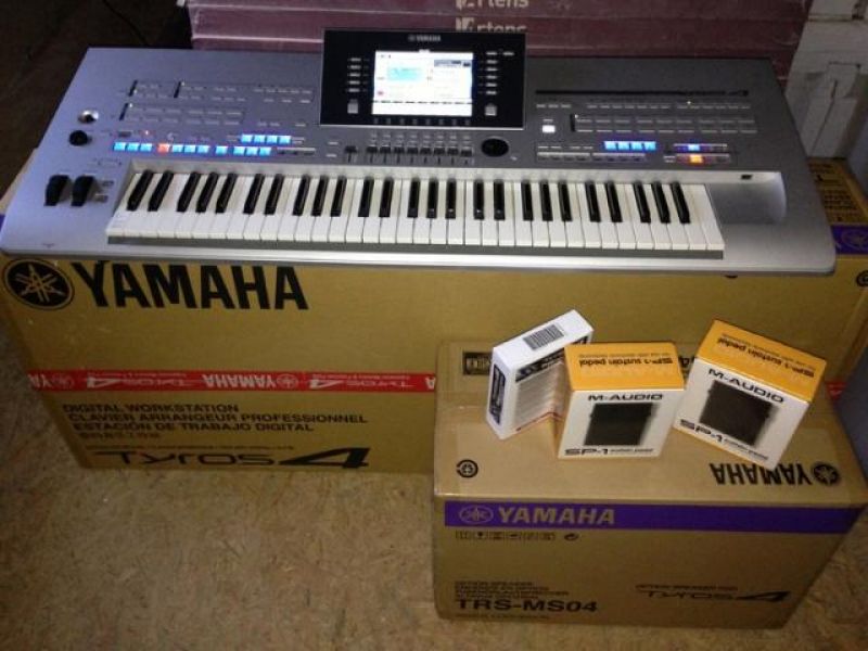 Yamaha Tyros 4 Arranger Workstation keyboard...$800USD