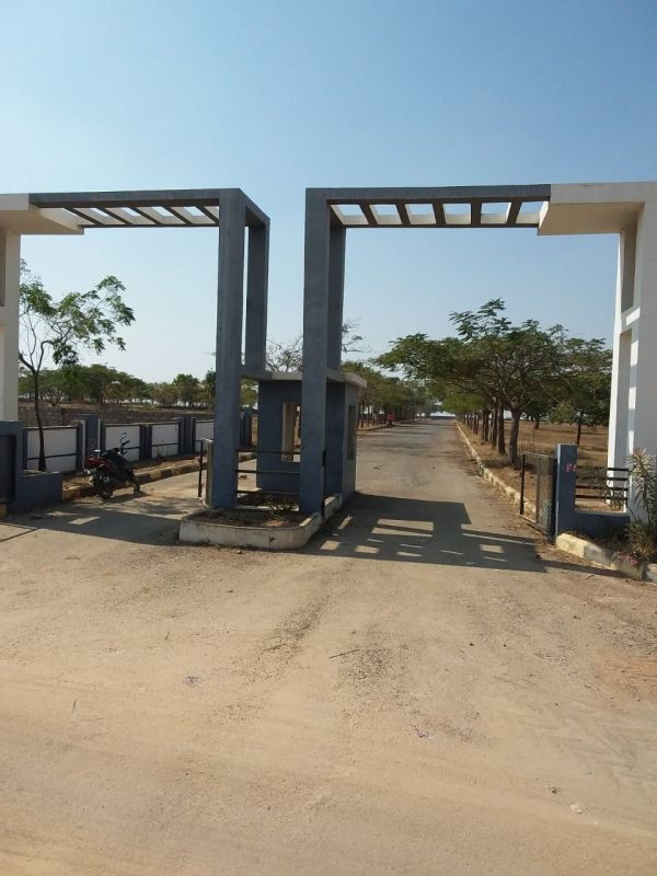  Best oppertunity for Software employees take plot in EMI at Maheswaram